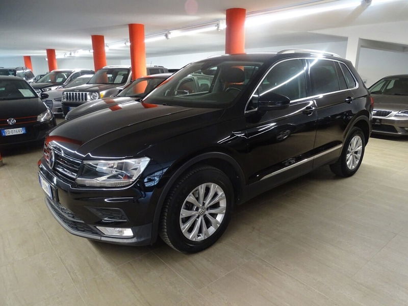 Volkswagen Tiguan 2.0 tdi R-Line 150cv dsg