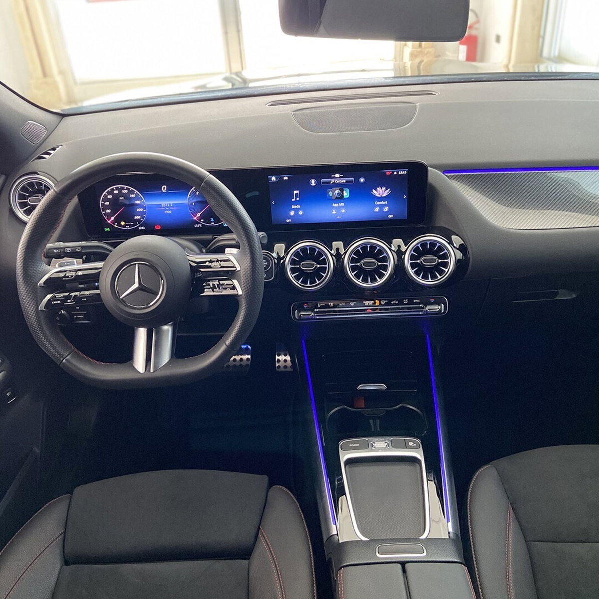Mercedes-Benz GLA SUV 200 d AMG Line Premium Plus 4matic auto (11)
