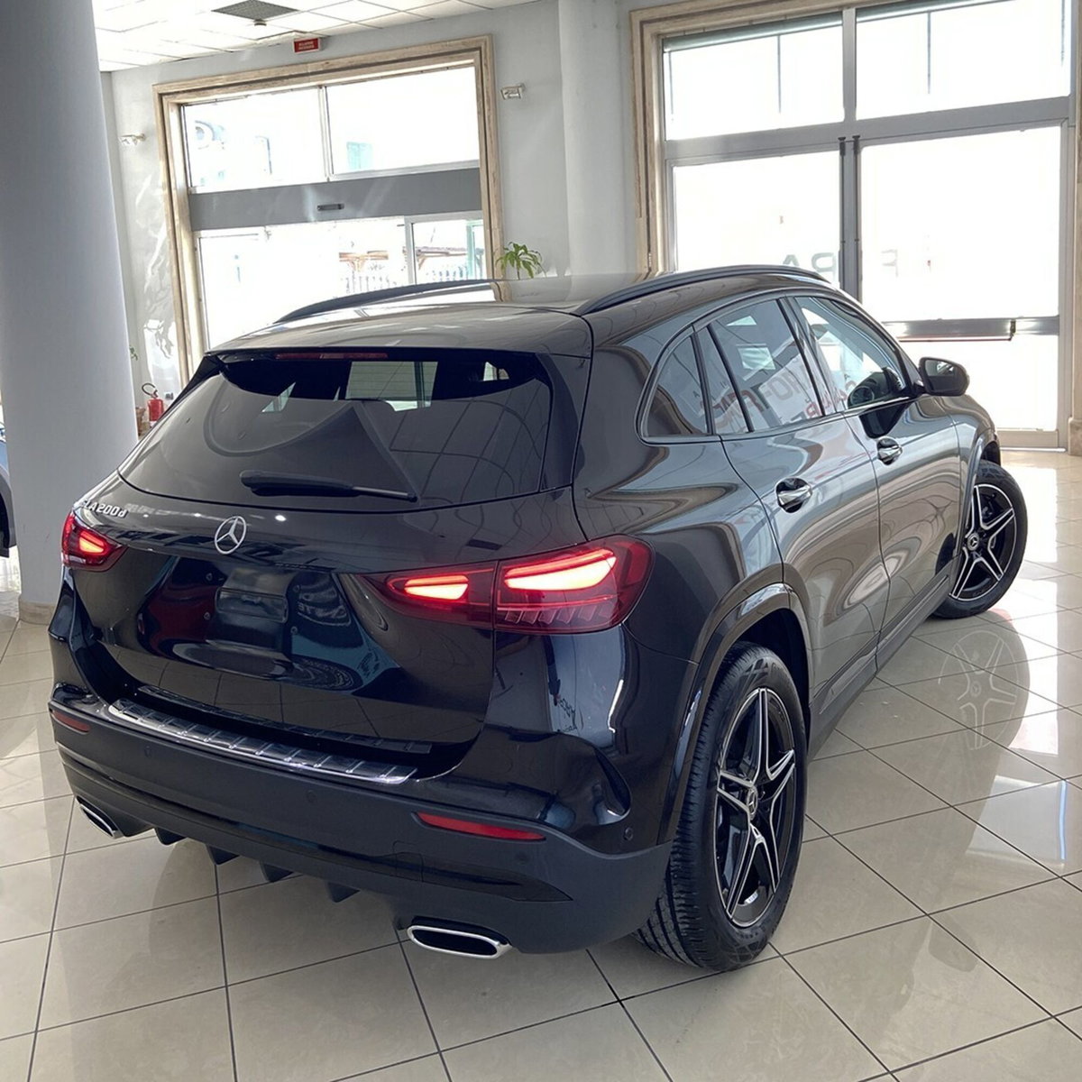 Mercedes-Benz GLA SUV 200 d AMG Line Premium Plus 4matic auto (4)