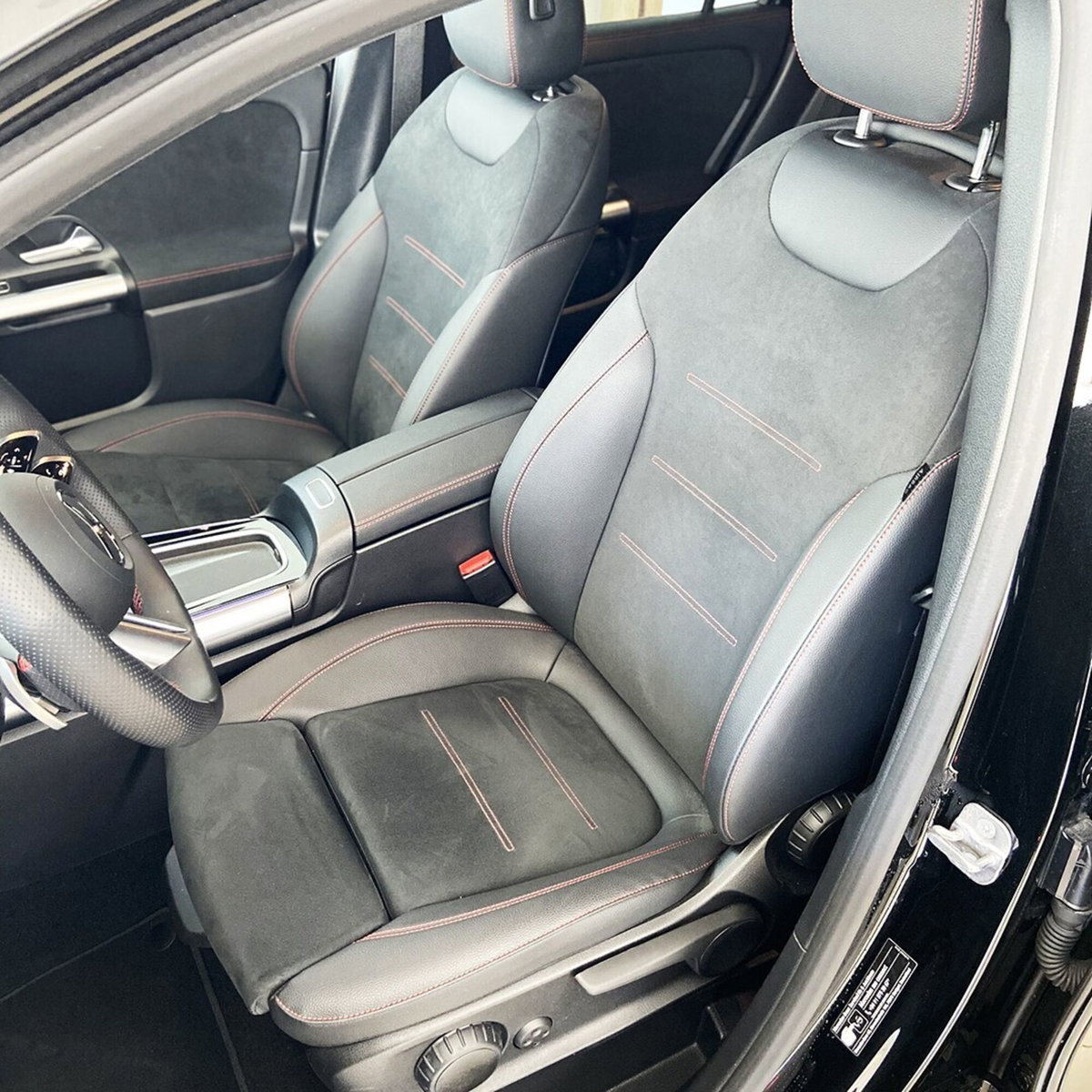 Mercedes-Benz GLA SUV 200 d AMG Line Premium Plus 4matic auto (6)