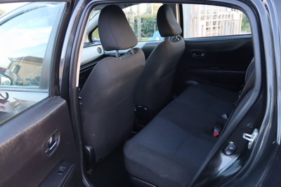 Toyota Yaris 1.5 Hybrid 5 porte Lounge (12)