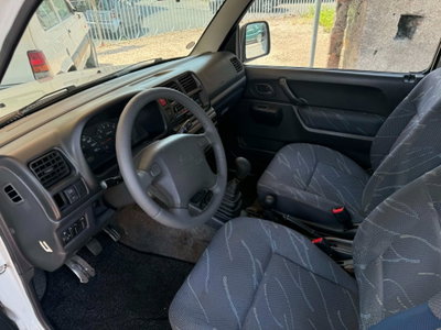Suzuki Jimny 1.3i 16V cat 4WD JLX (15)