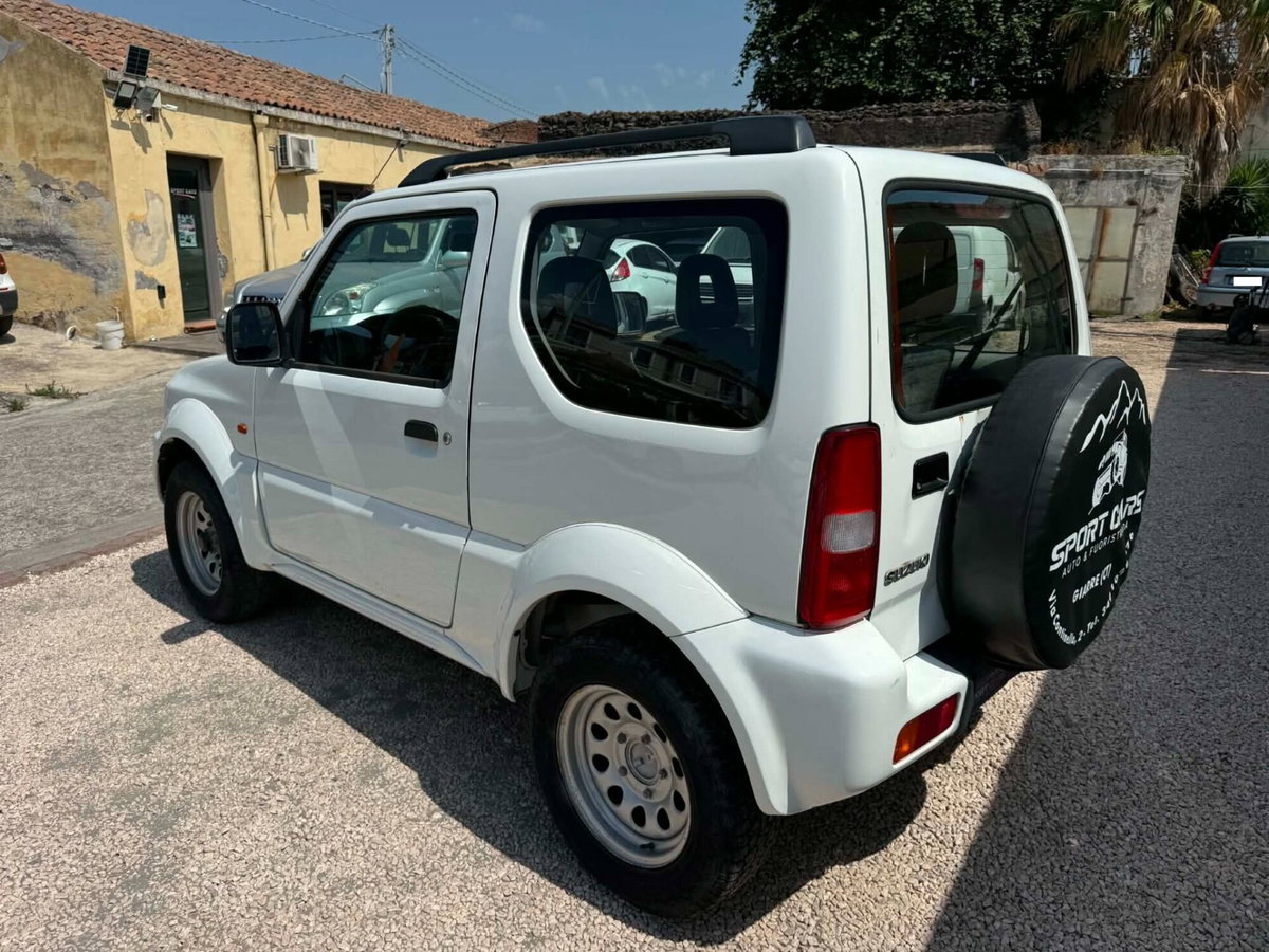 Suzuki Jimny 1.3i 16V cat 4WD JLX (6)