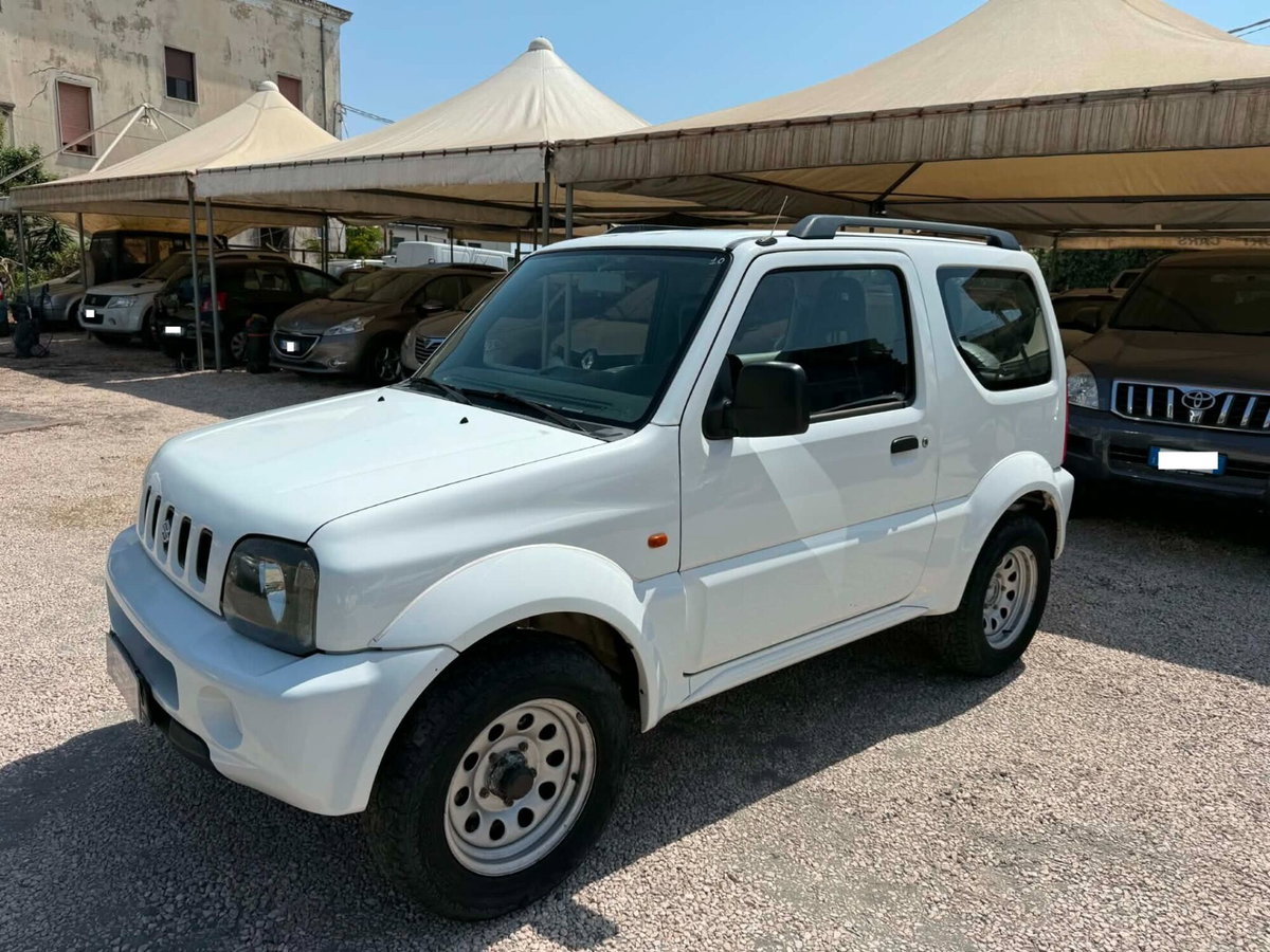 Suzuki Jimny 1.3i 16V cat 4WD JLX (9)