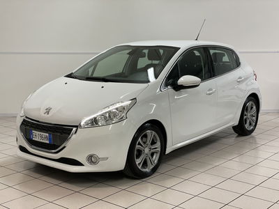 Peugeot 208 e-HDi 92 CV Stop&Start 5 porte Allure usata