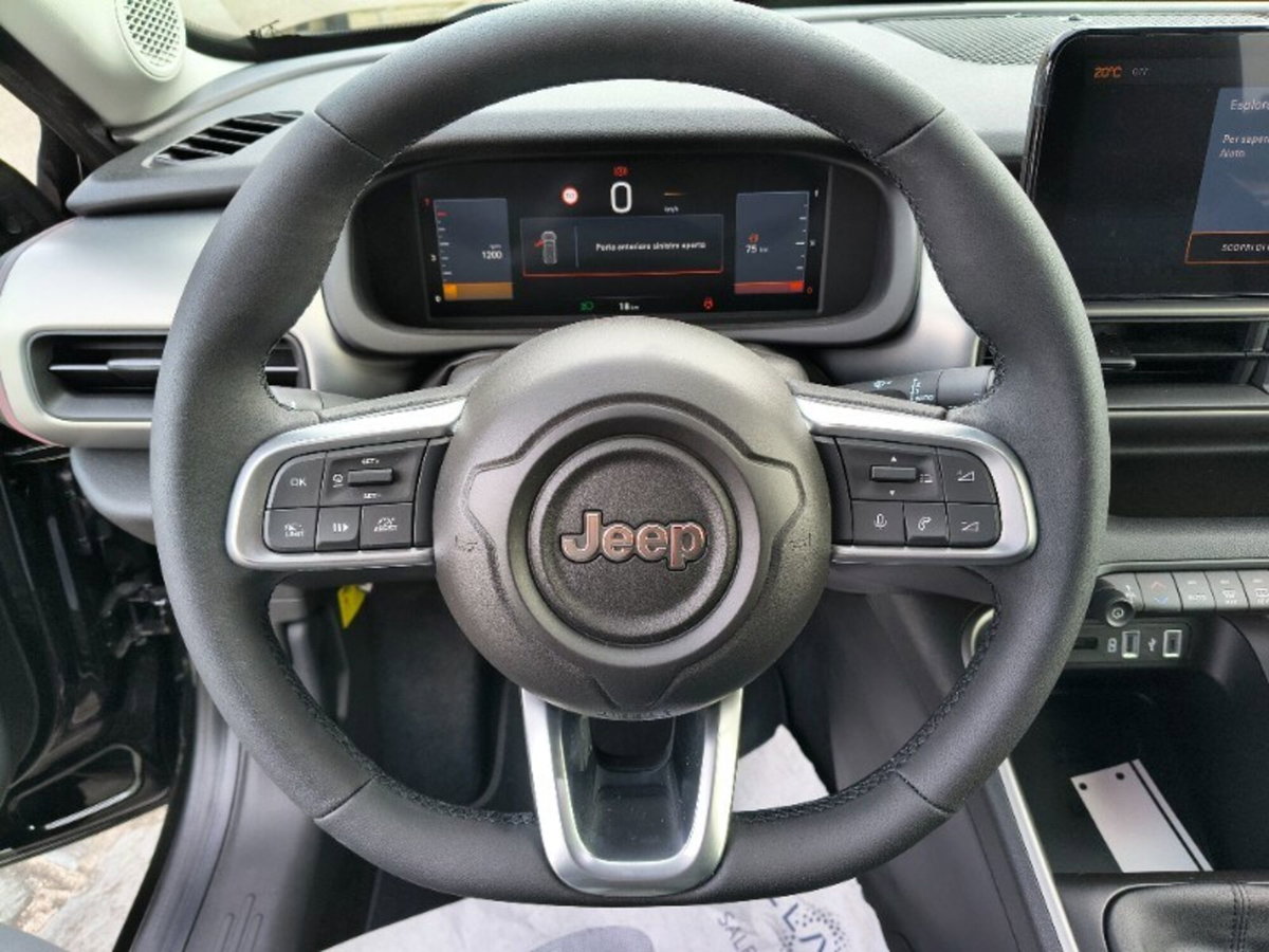 Jeep Avenger 1.2 turbo Summit fwd 100cv (12)