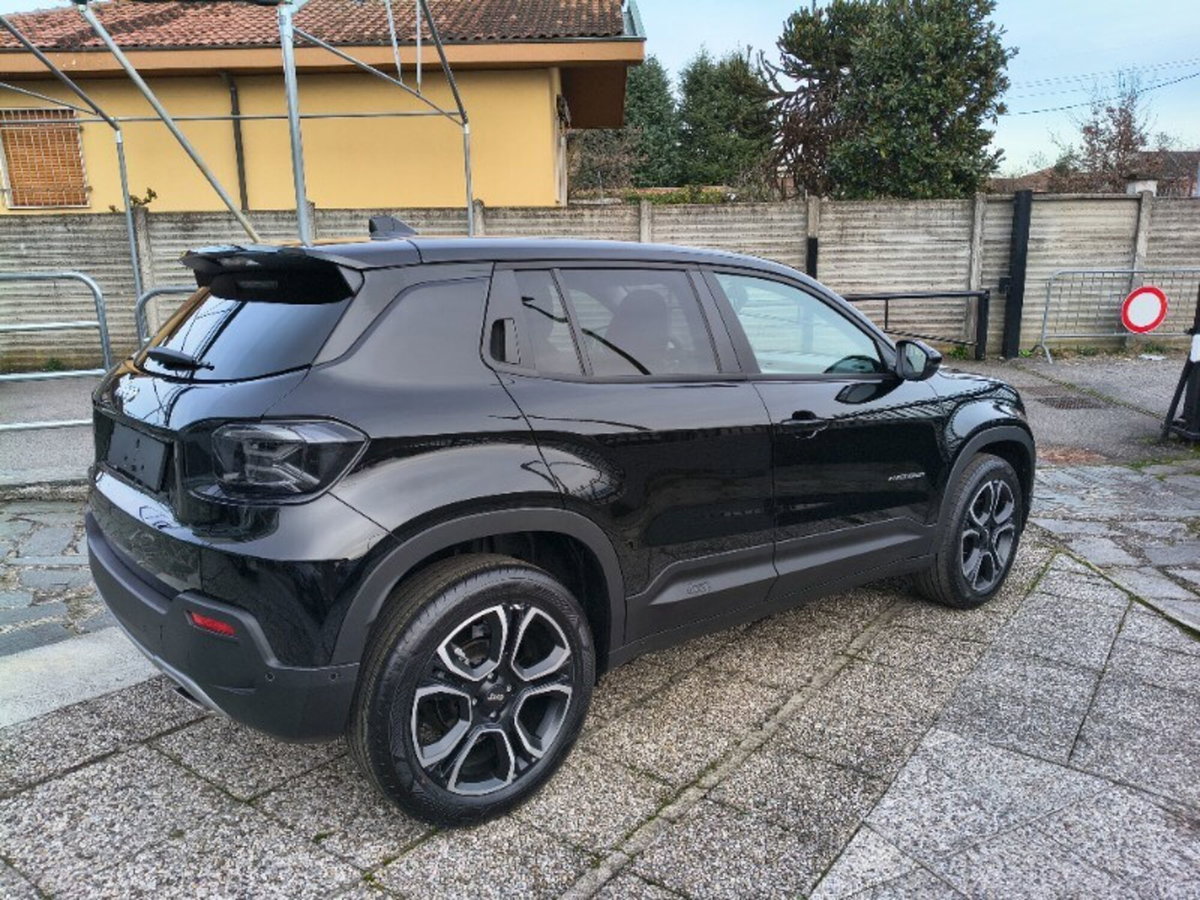 Jeep Avenger 1.2 turbo Summit fwd 100cv (4)