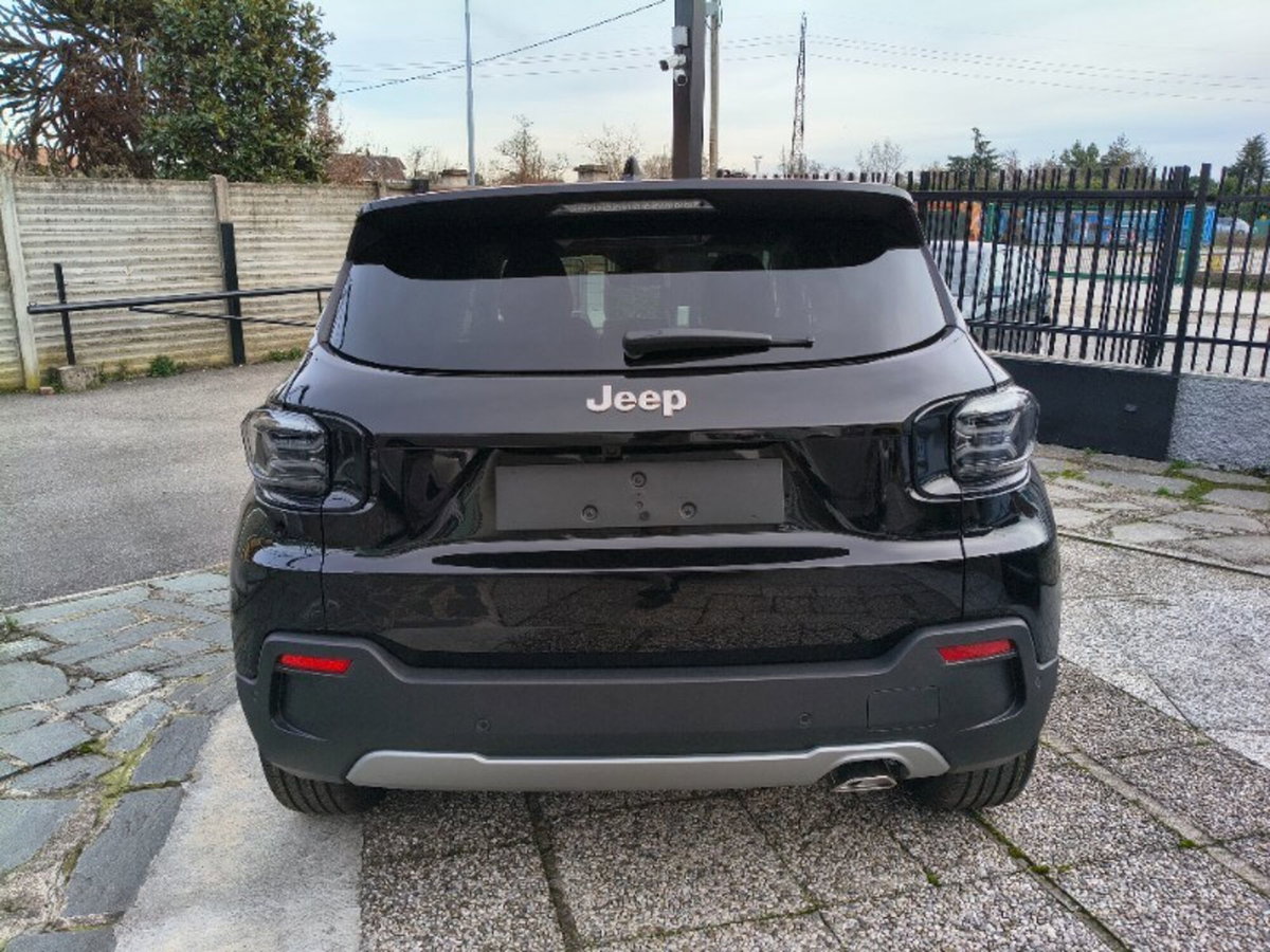 Jeep Avenger 1.2 turbo Summit fwd 100cv (5)