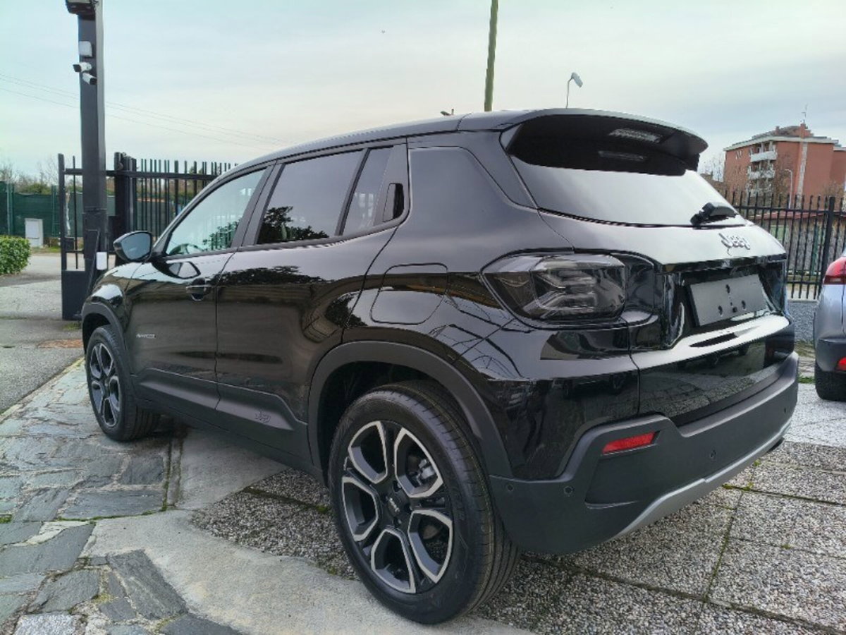 Jeep Avenger 1.2 turbo Summit fwd 100cv (6)