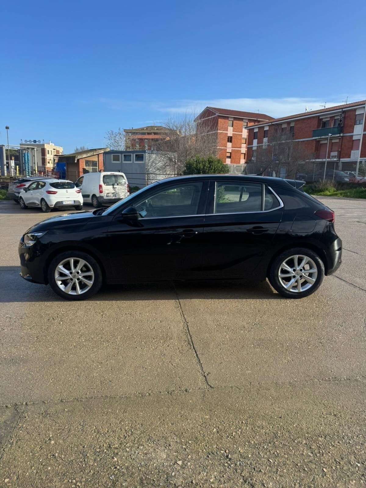 Opel Corsa 1.2 Edition (4)