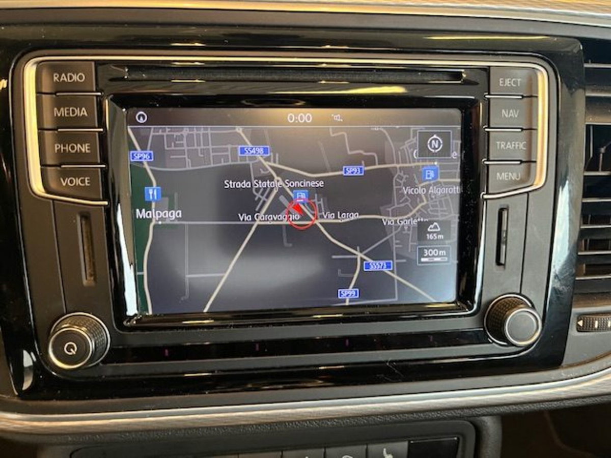 Volkswagen Maggiolino Cabrio 1.2 TSI Design (11)