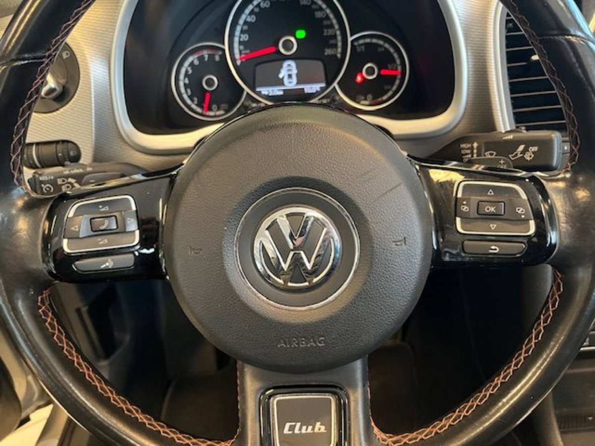 Volkswagen Maggiolino Cabrio 1.2 TSI Design (16)
