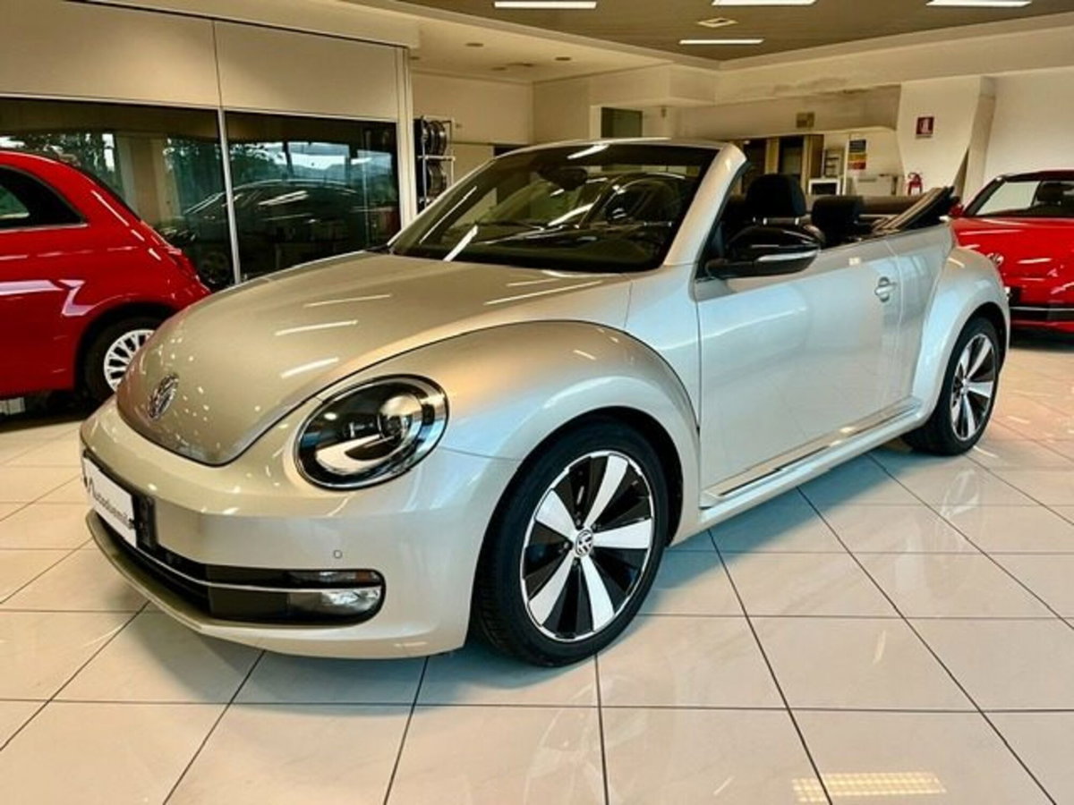 Volkswagen Maggiolino Cabrio 1.2 TSI Design (2)