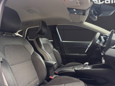 Renault Captur Plug-in Hybrid E-Tech 160 CV Intens (18)