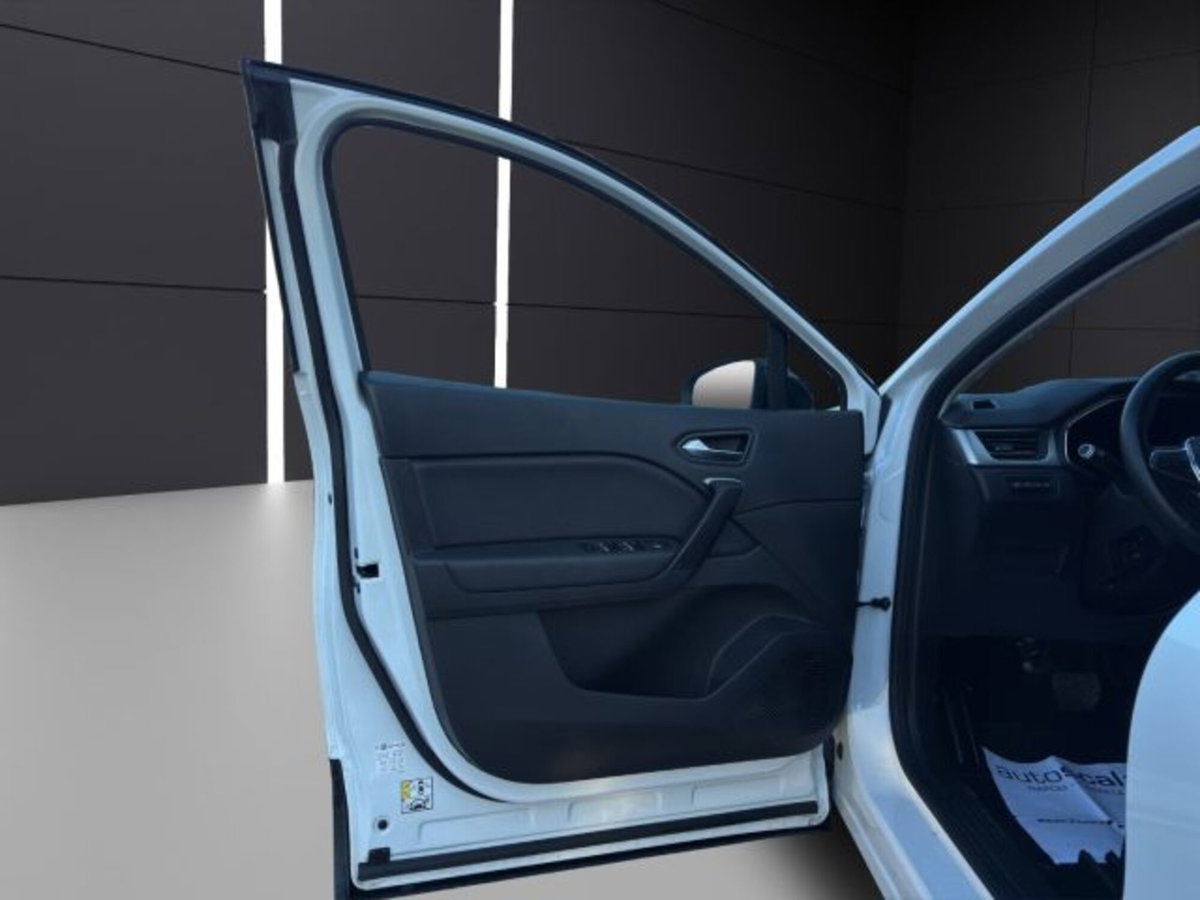 Renault Captur Plug-in Hybrid E-Tech 160 CV Intens (12)