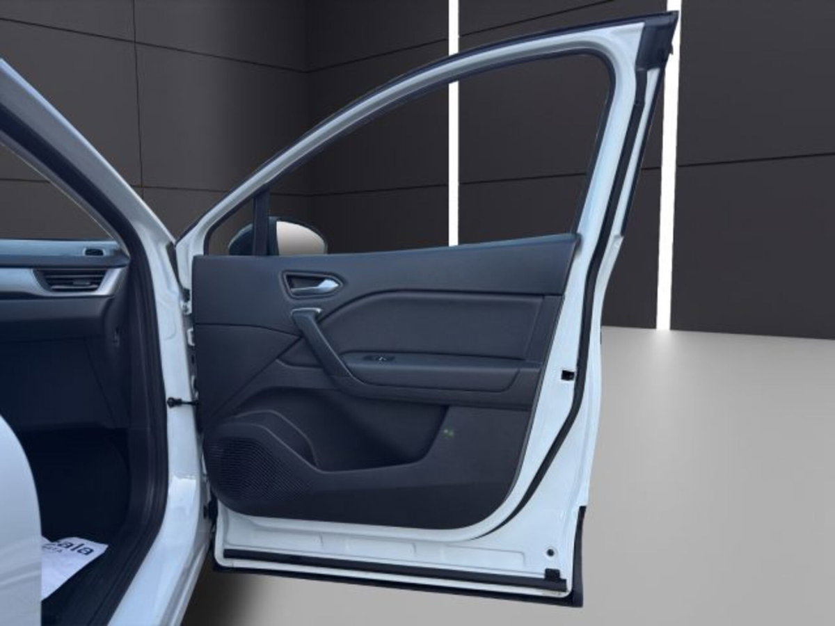 Renault Captur Plug-in Hybrid E-Tech 160 CV Intens (17)