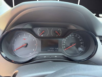Opel Crossland X 1.2 12V Advance (11)