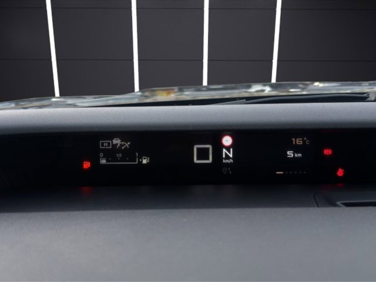 Citroen C5 Aircross 1.2 hybrid Max 136cv e-dcs6 (11)
