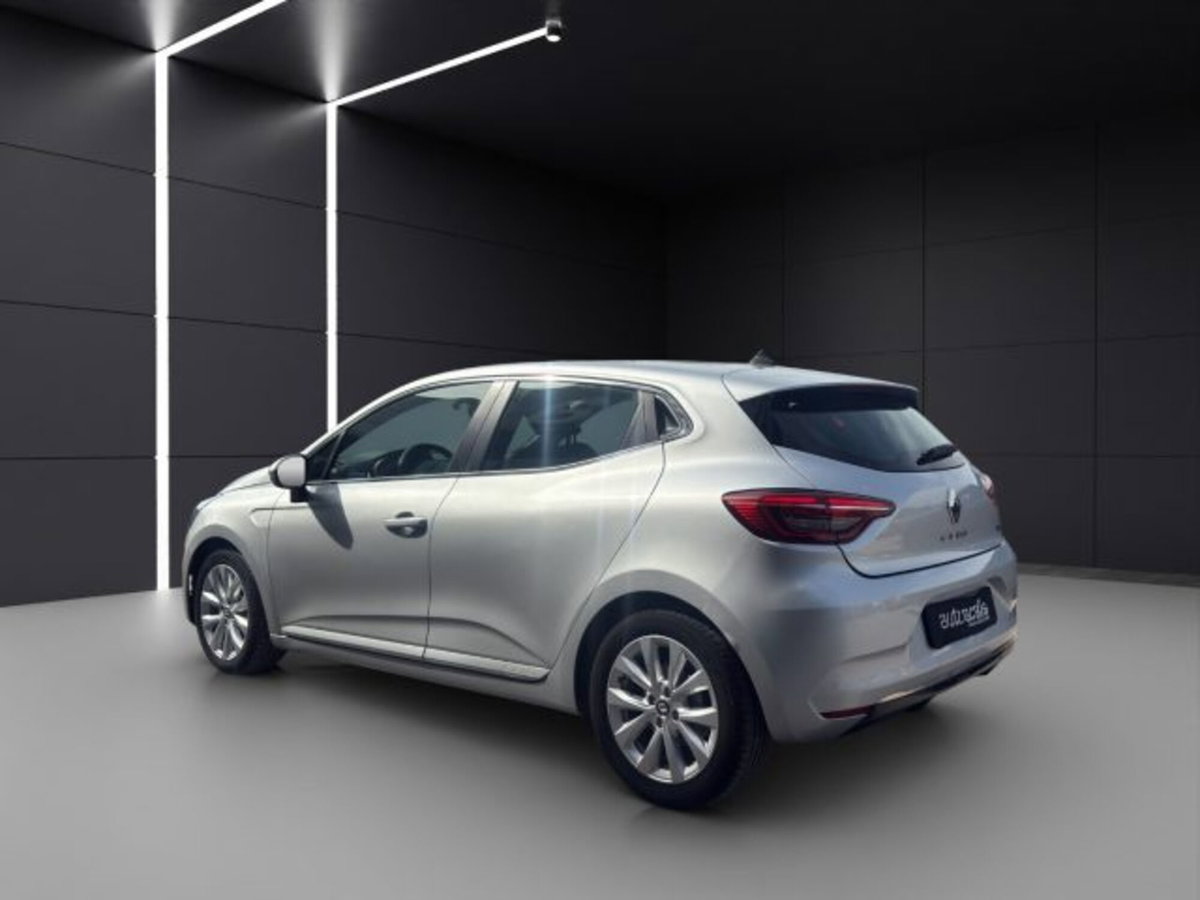 Renault Clio Full Hybrid E-Tech 140 CV 5 porte Intens (3)
