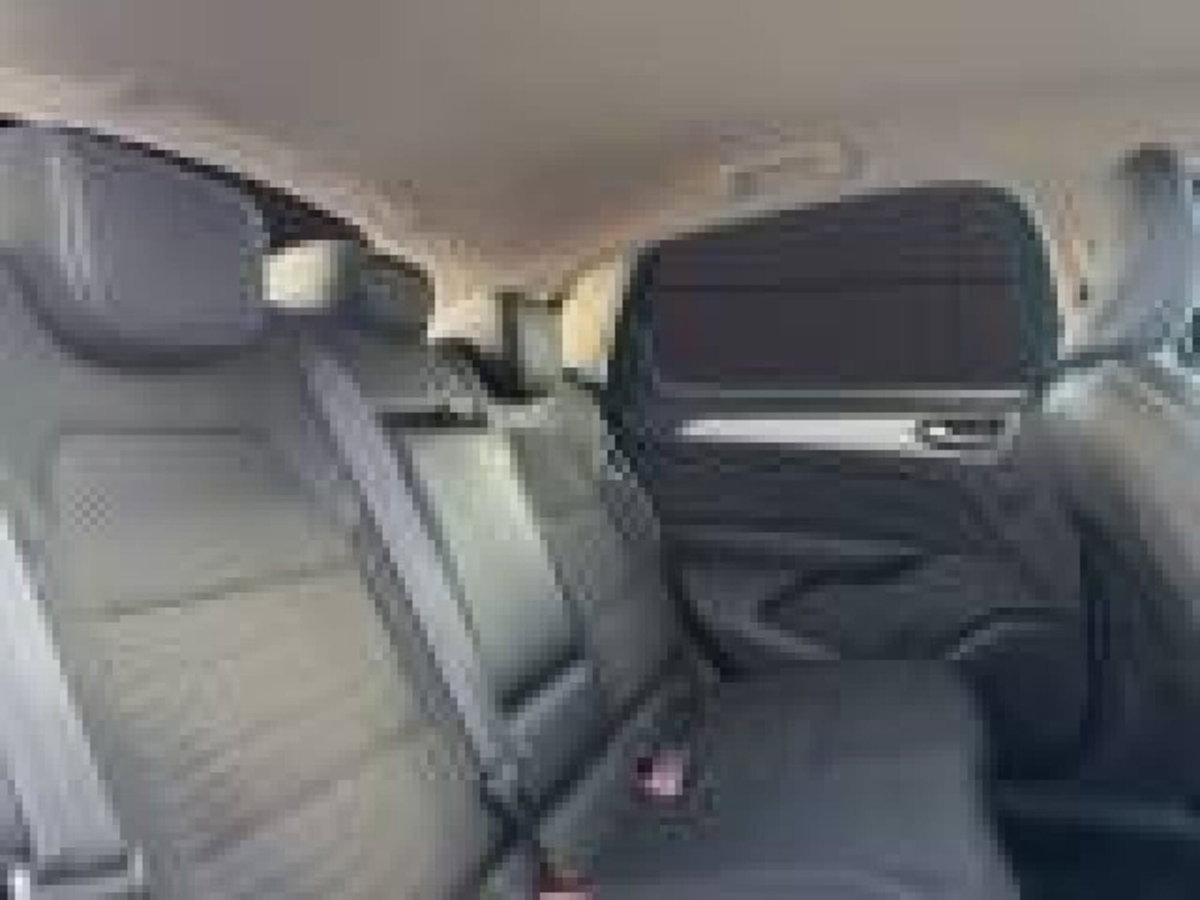 Renault Arkana E-Tech 145 CV Intens (18)