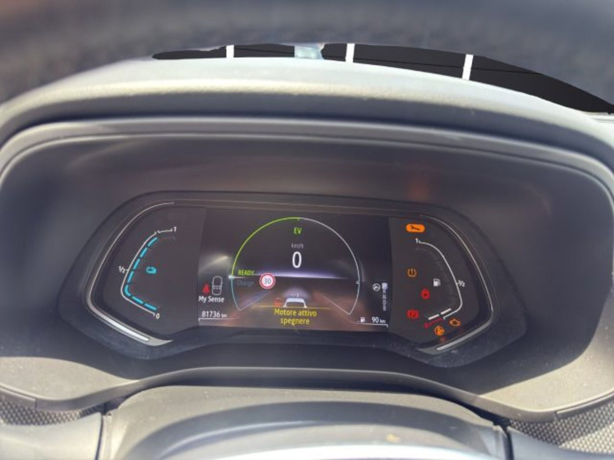 Renault Arkana E-Tech 145 CV Intens (11)