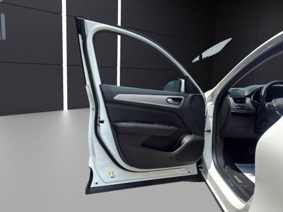 Renault Arkana E-Tech 145 CV Intens (12)
