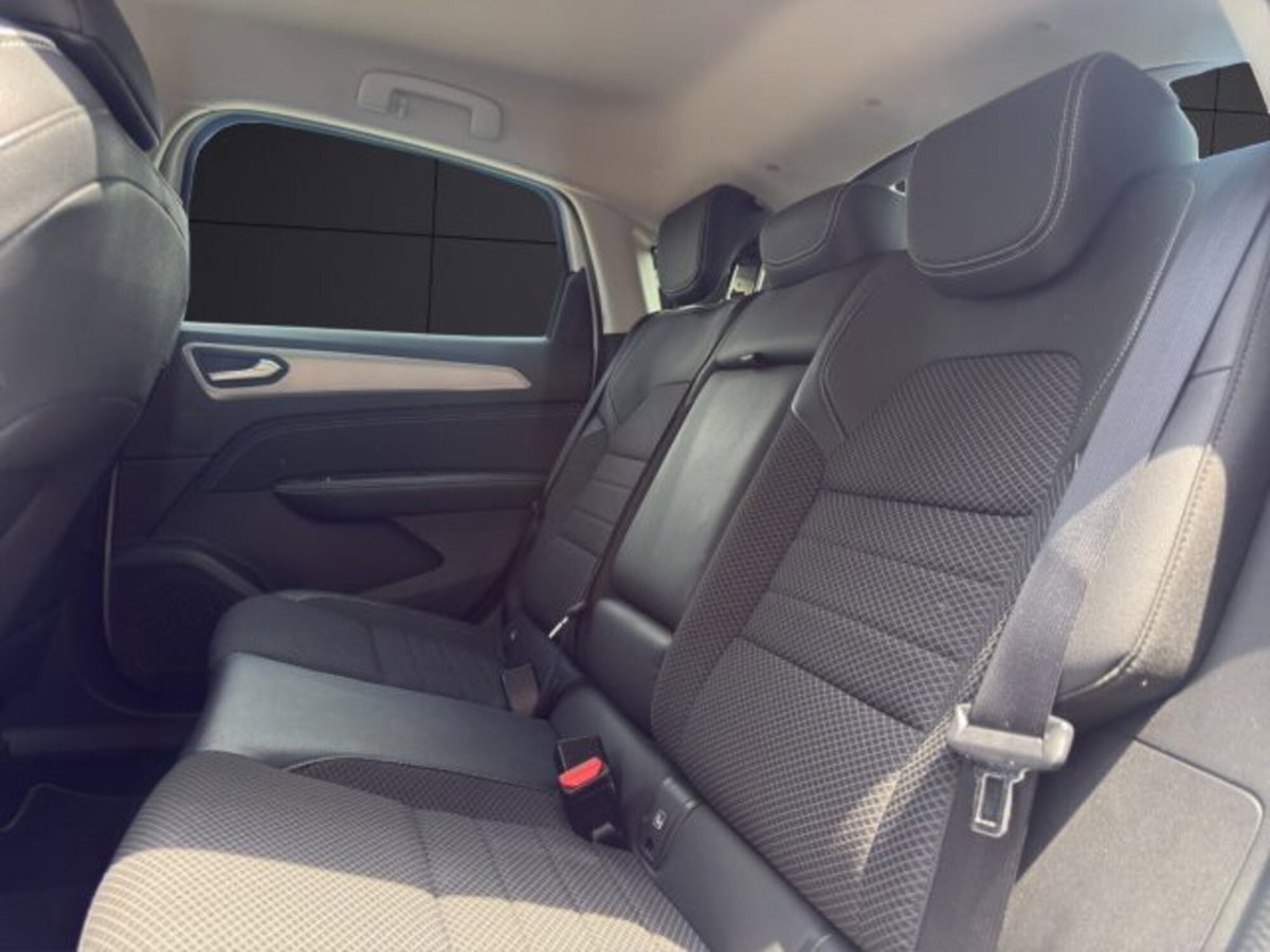 Renault Arkana E-Tech 145 CV Intens (13)
