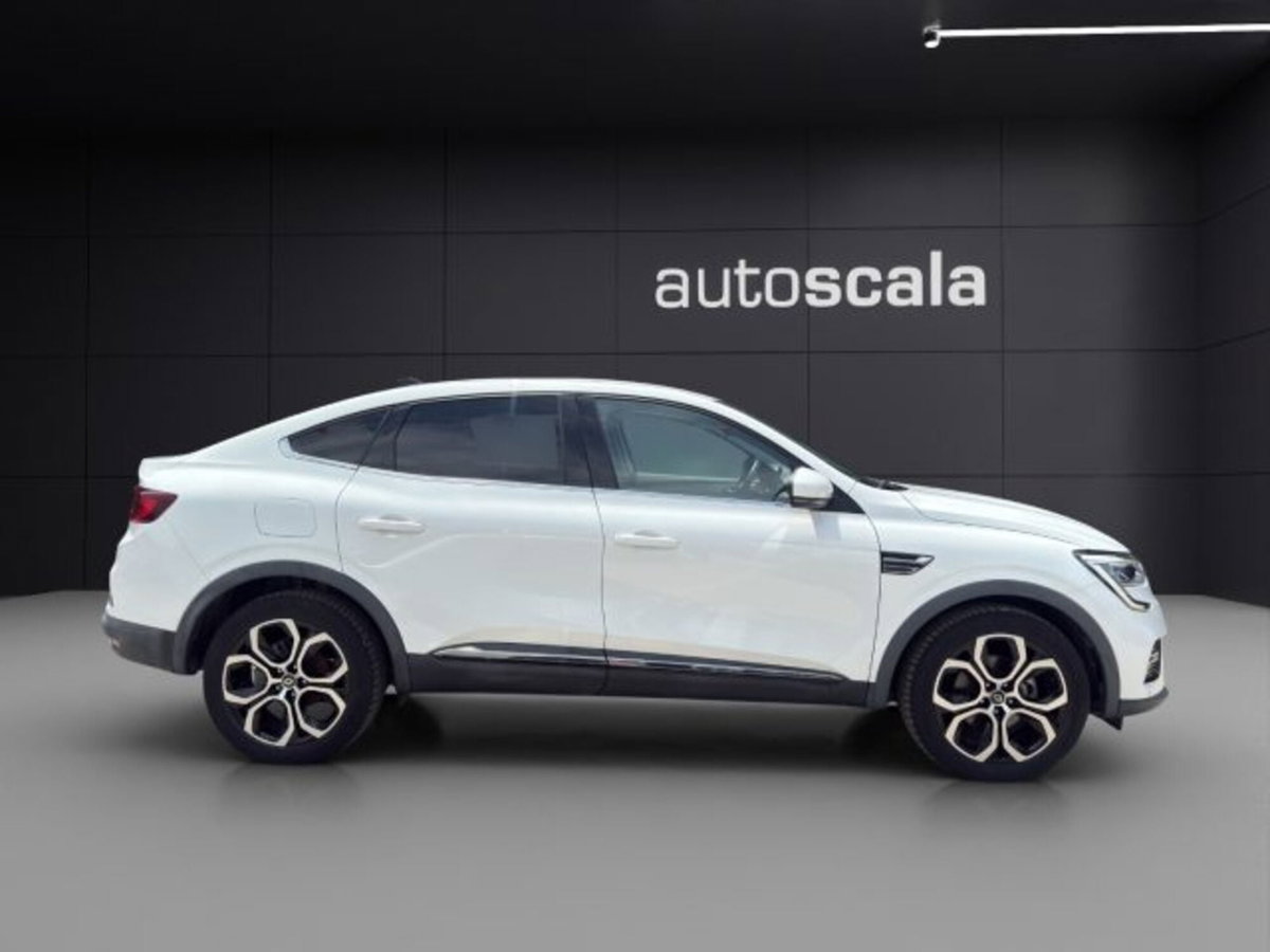 Renault Arkana E-Tech 145 CV Intens (6)