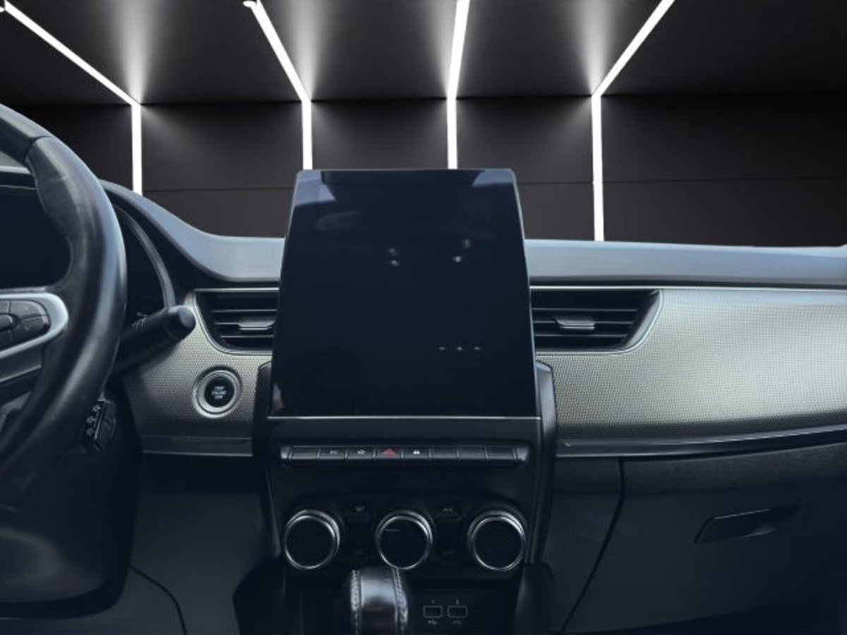 Renault Arkana E-Tech 145 CV Intens (16)