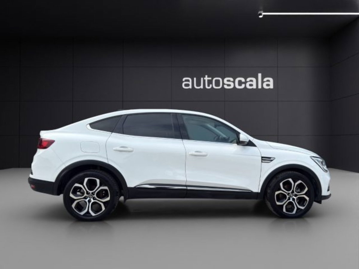 Renault Arkana E-Tech 145 CV Intens (6)
