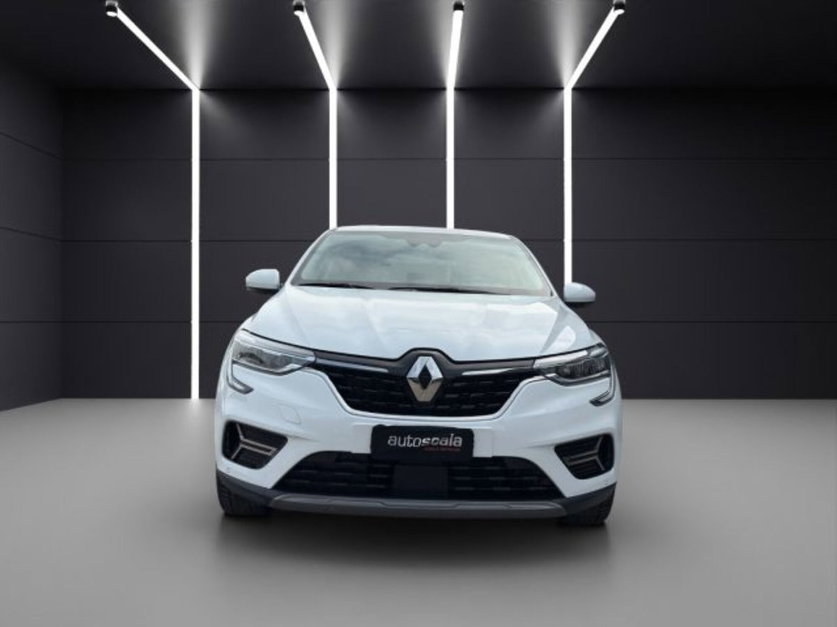 Renault Arkana E-Tech 145 CV Intens (8)