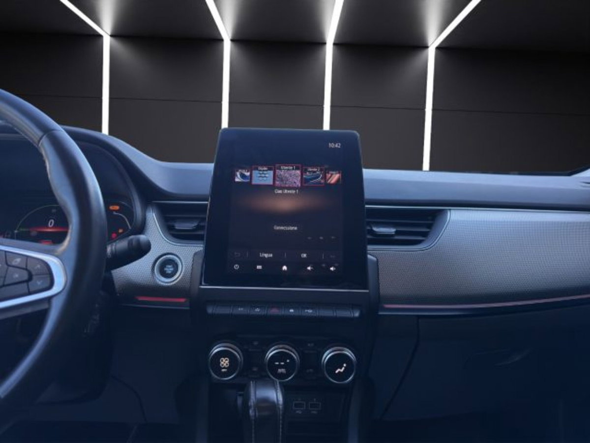 Renault Arkana E-Tech 145 CV Intens (16)