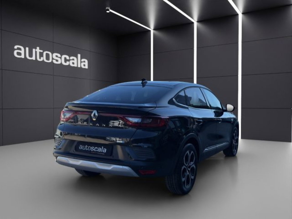 Renault Arkana E-Tech 145 CV Intens (5)
