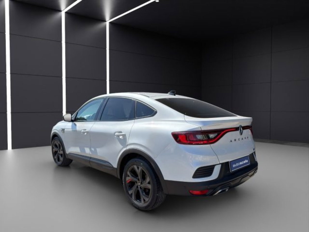 Renault Arkana E-Tech 145 CV R.S.Line Fast Track (3)