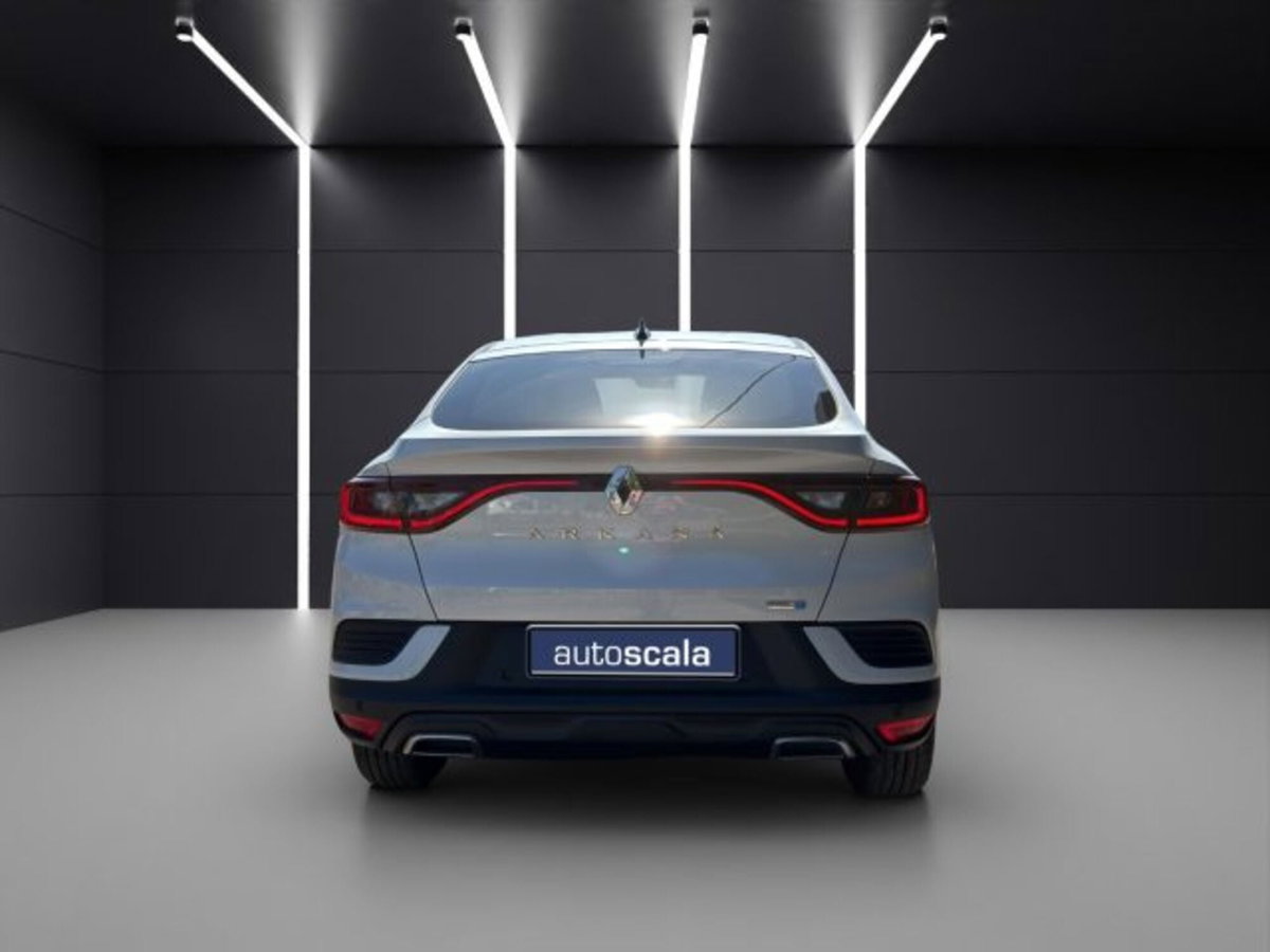Renault Arkana E-Tech 145 CV R.S.Line Fast Track (4)
