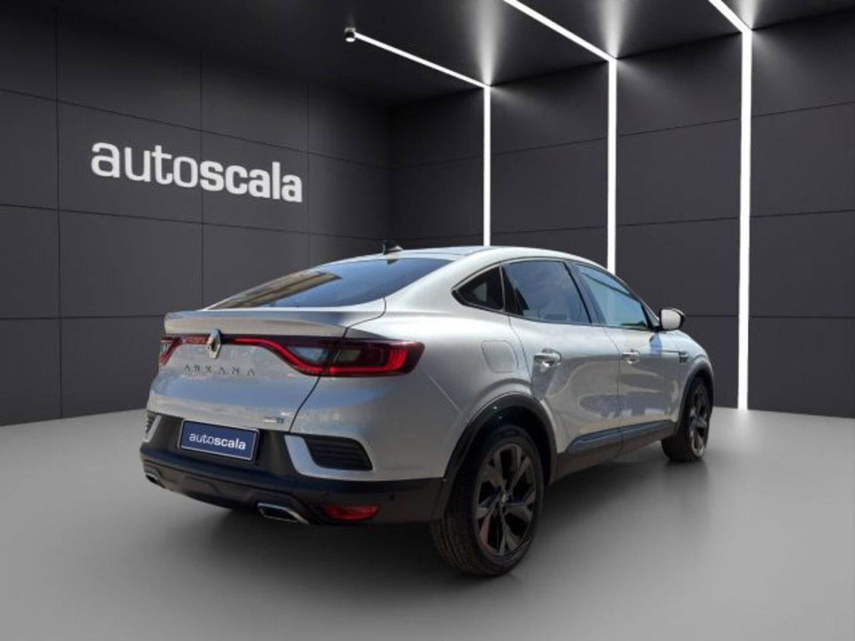 Renault Arkana E-Tech 145 CV R.S.Line Fast Track (5)
