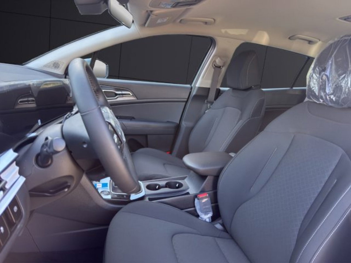 Kia Sportage 1.6 CRDi MHEV Business (9)