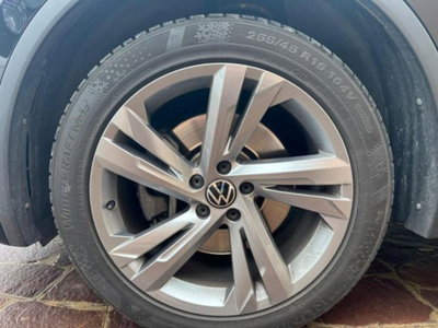 Volkswagen Tiguan Allspace 2.0 TDI 200 CV SCR DSG 4MOTION R-Line (15)