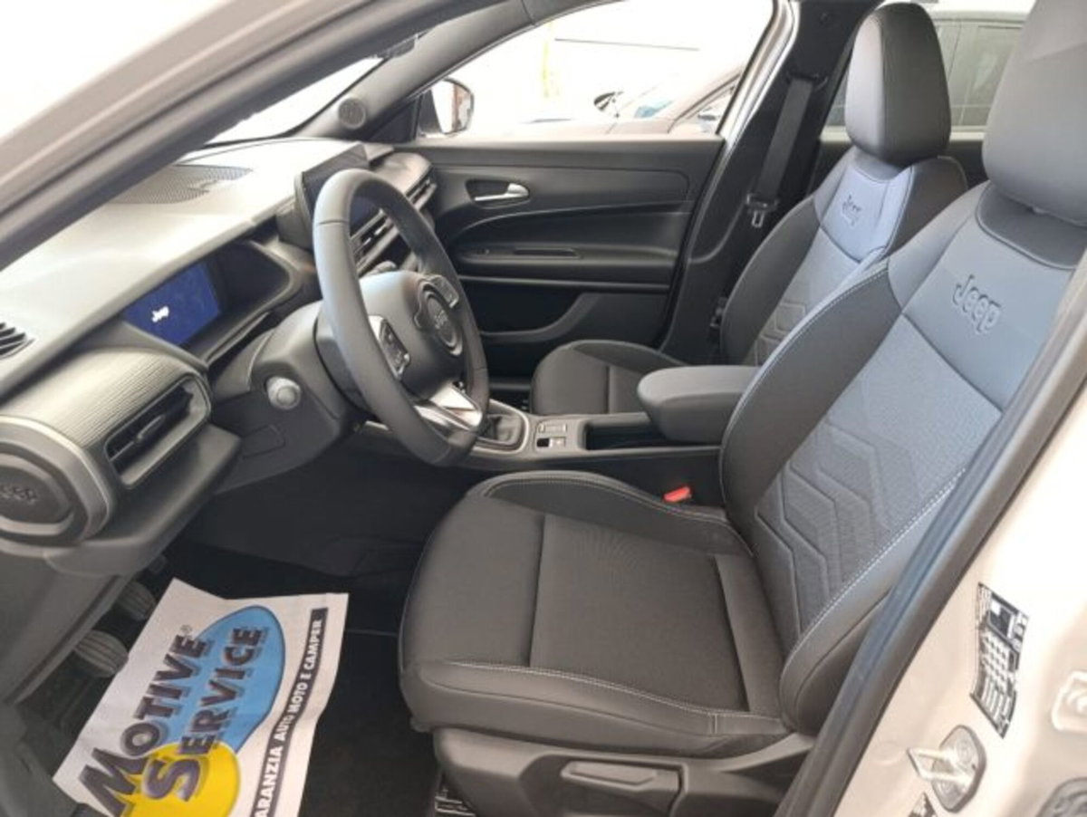 Jeep Avenger 1.2 turbo Altitude fwd 100cv (9)