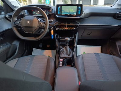 Peugeot 208 PureTech 100 Stop&Start EAT8 5 porte Allure Pack (6)