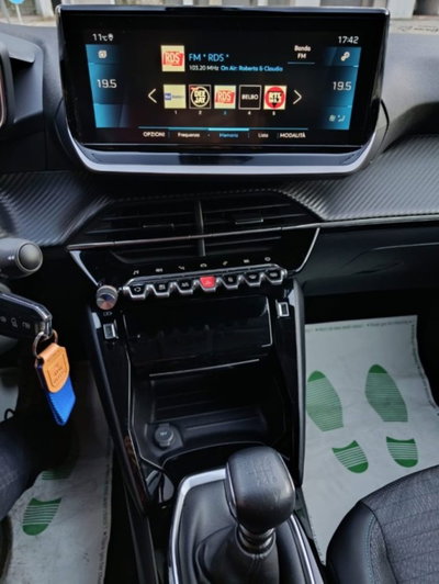 Peugeot 208 PureTech 100 Stop&Start EAT8 5 porte Allure Pack (9)