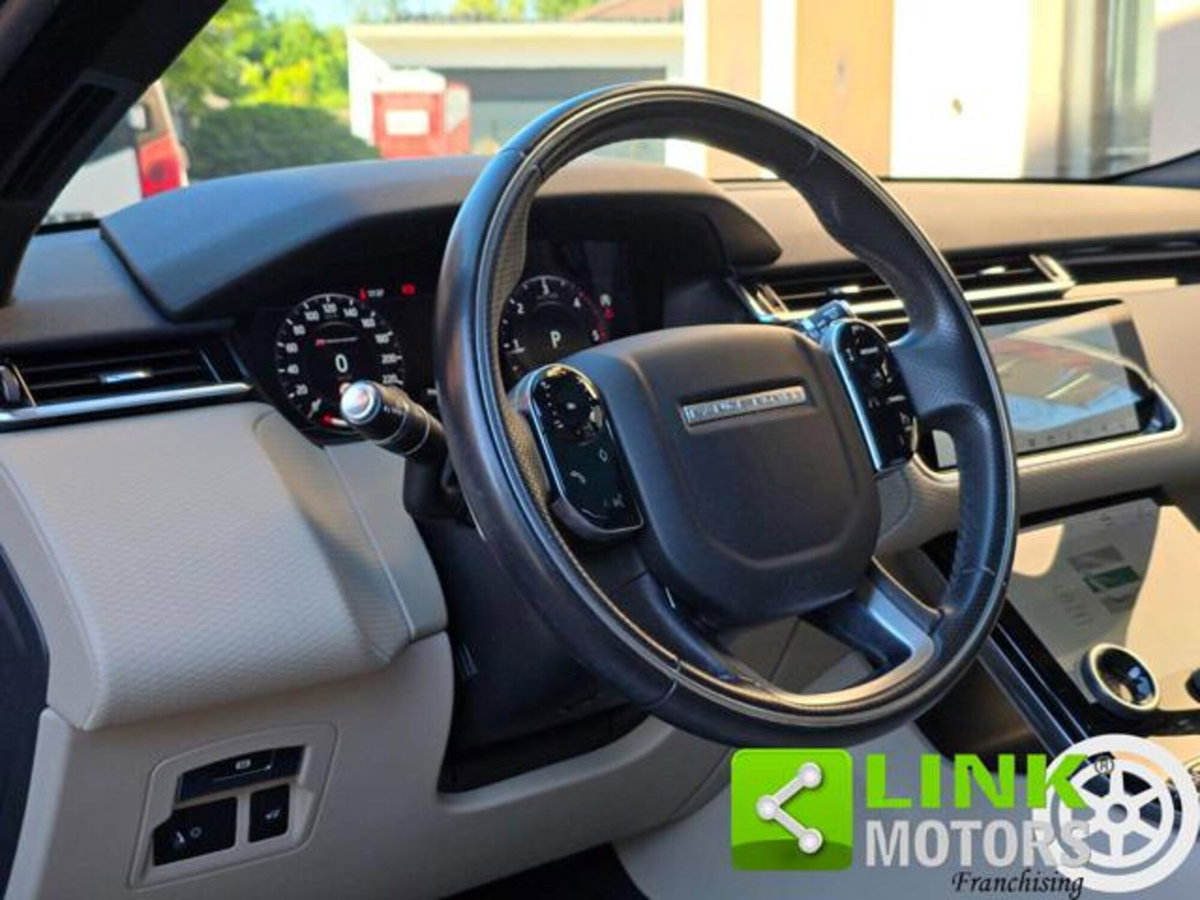Land Rover Range Rover Velar 2.0D I4 240 CV R-Dynamic SE (12)