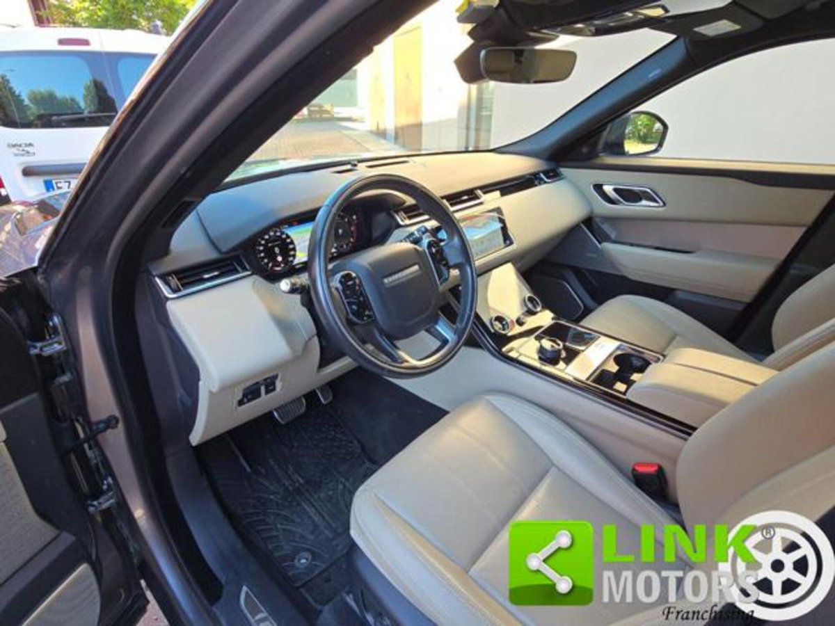 Land Rover Range Rover Velar 2.0D I4 240 CV R-Dynamic SE (14)
