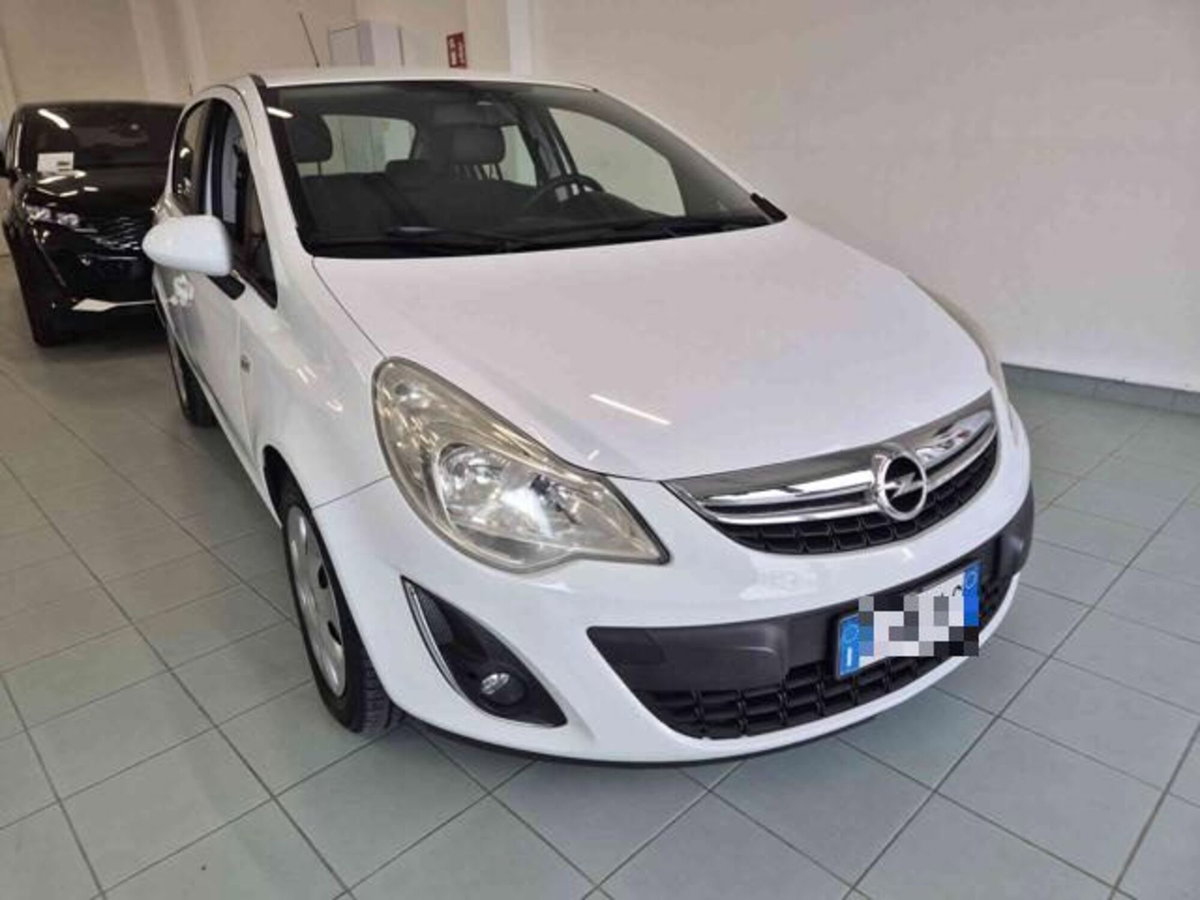 Opel Corsa 1.2 85CV 5 porte GPL-TECH Elective (2)