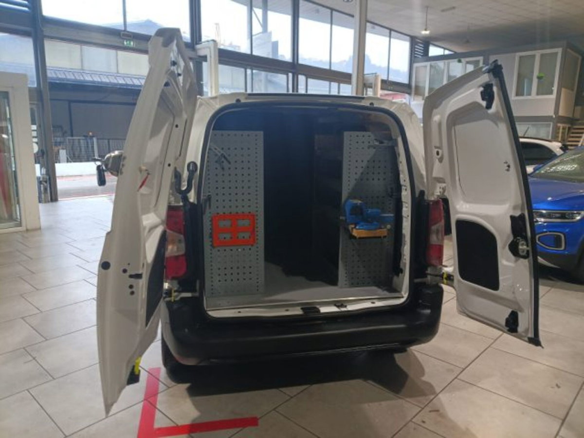 Opel Combo Furgone Cargo 1.5 Diesel 100CV PC 1000kg Edition (7)