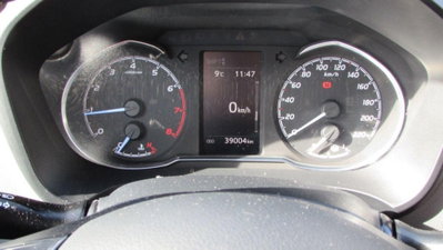 Toyota Yaris 1.0 5 porte (15)