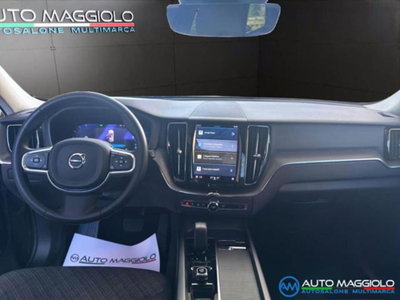 Volvo XC60 B4 automatico Core (10)