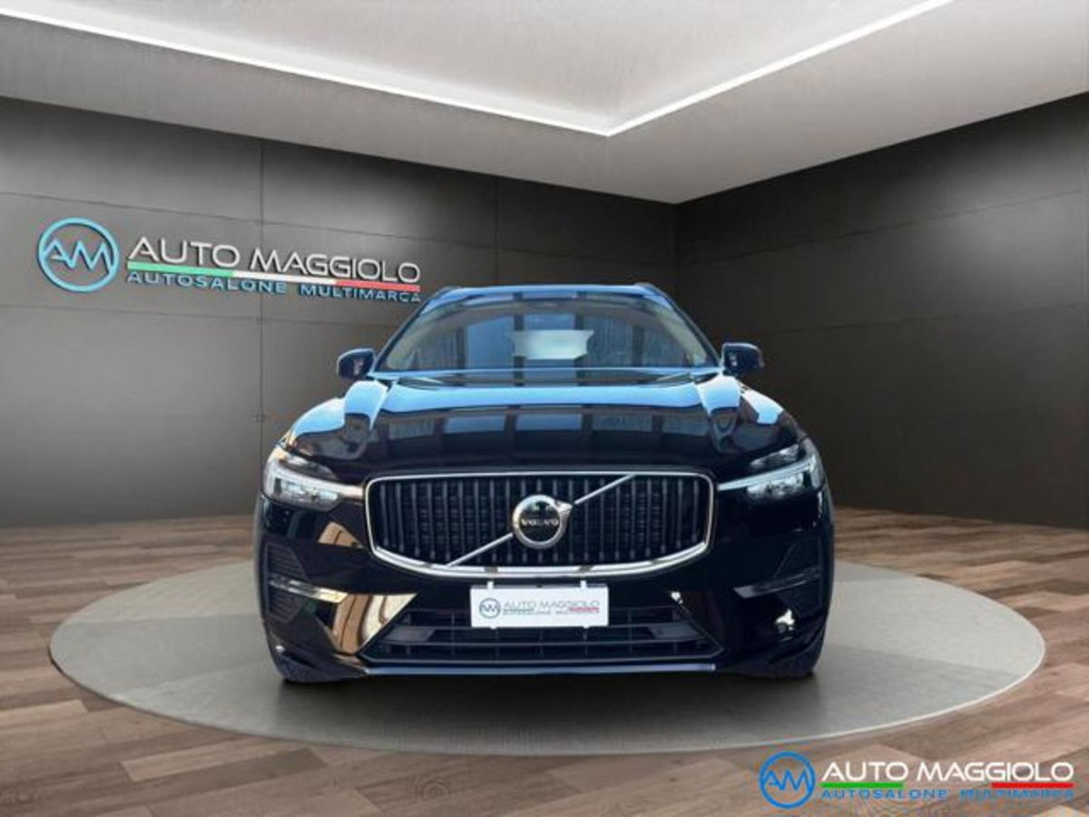 Volvo XC60 B4 automatico Core (2)