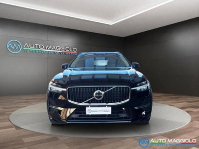 Volvo XC60 B4 automatico Core (2)