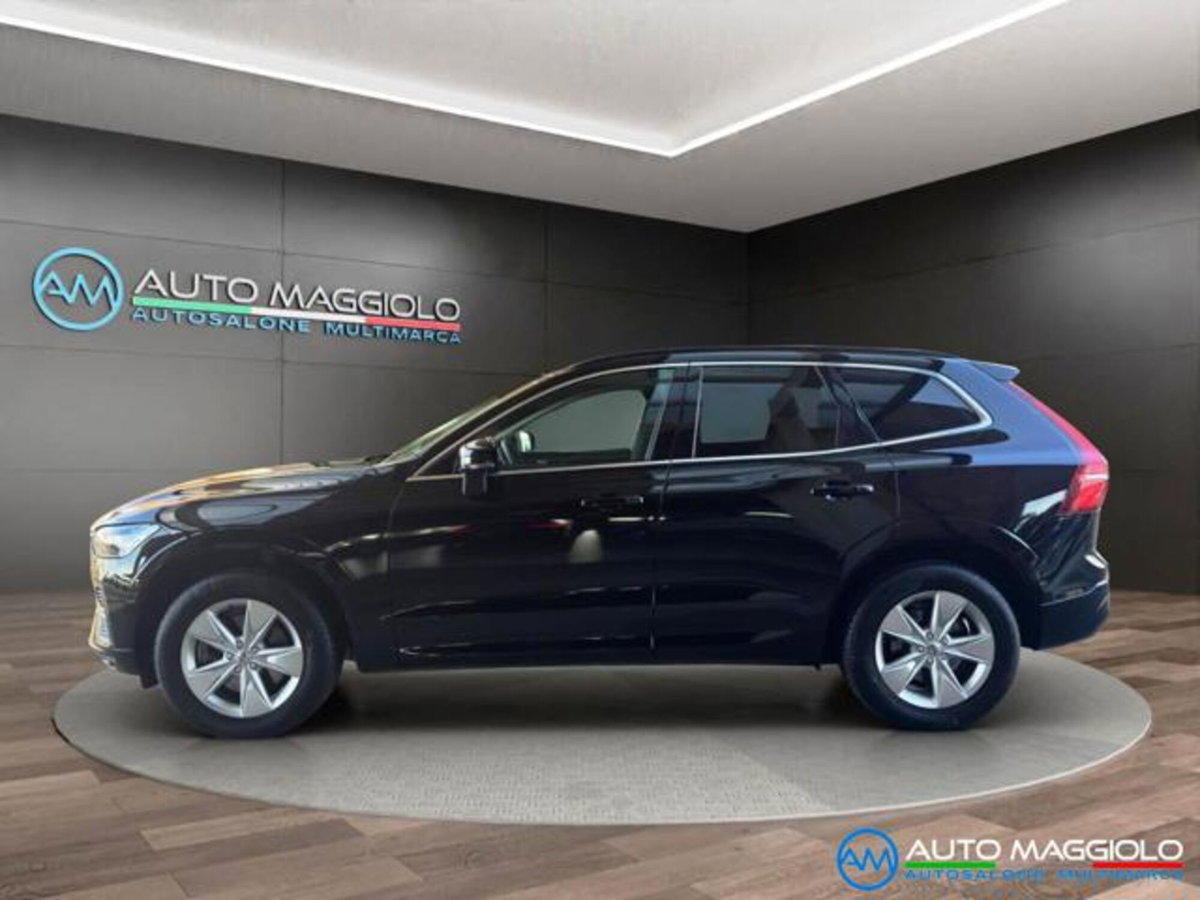 Volvo XC60 B4 automatico Core (8)